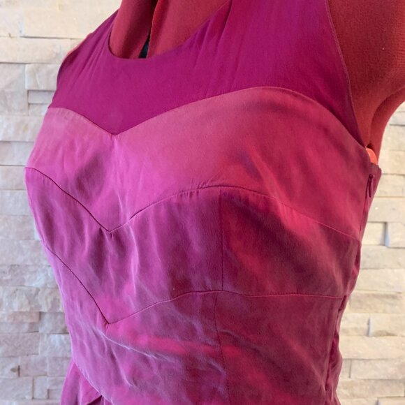 MAISON - Short Pink silk Dress - Illusion Neckline - Plegged type skirt - Large - Picture 3 of 10